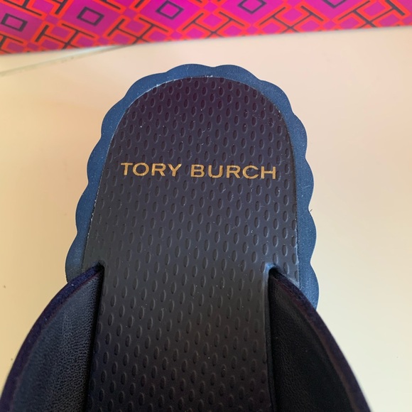 TORY BURCH SCALLOP WEDGE PLATFORM SANDALS SIZE 5 - Picture 9 of 15